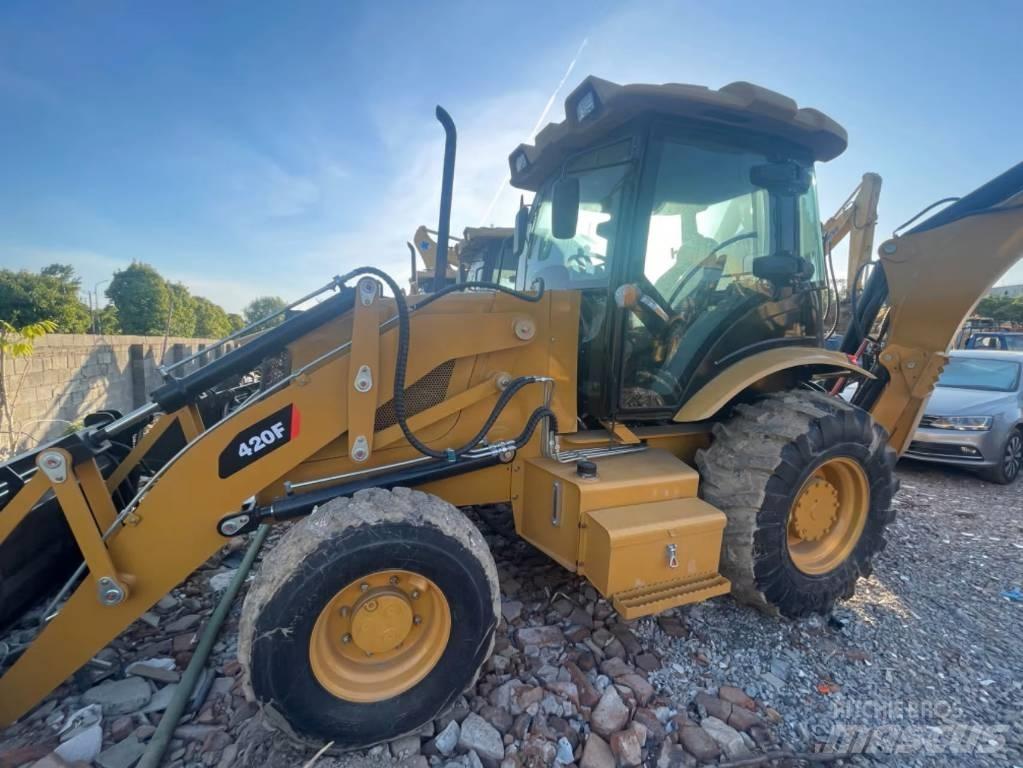 CAT 420f 백호로더