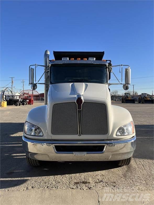 Kenworth T370 덤프 트럭
