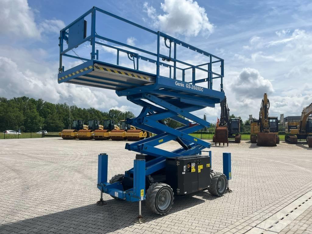 Genie GS 2669 DC 가위형 리프트