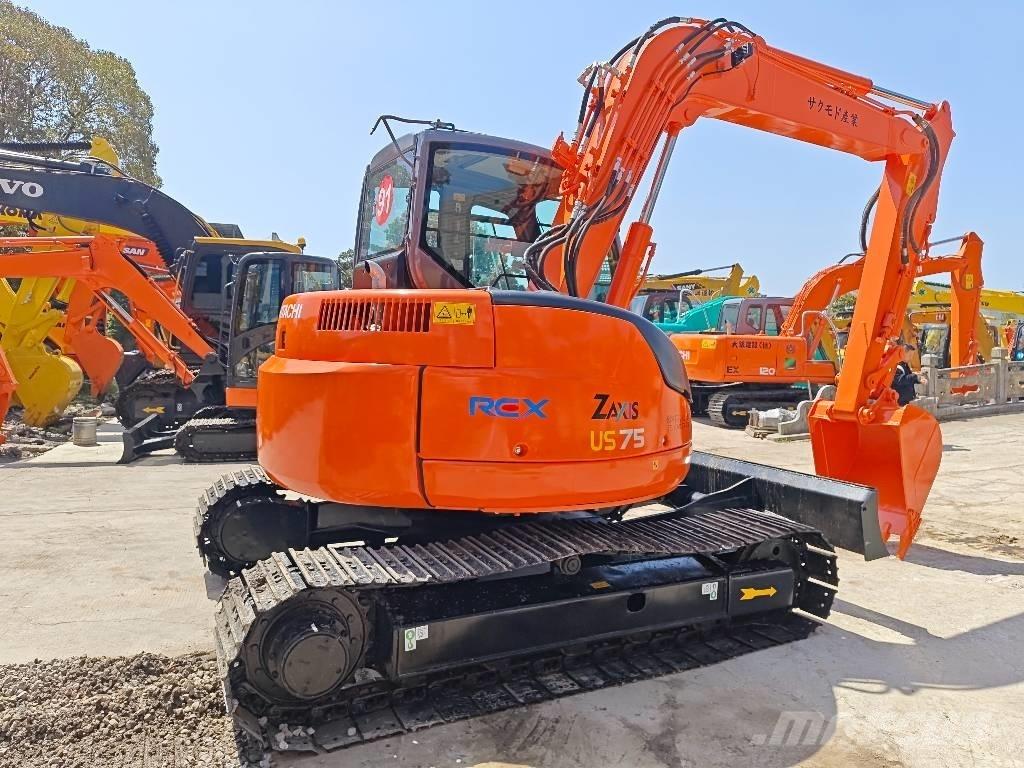 Hitachi ZX 75 US 중형굴삭기 7톤-28톤
