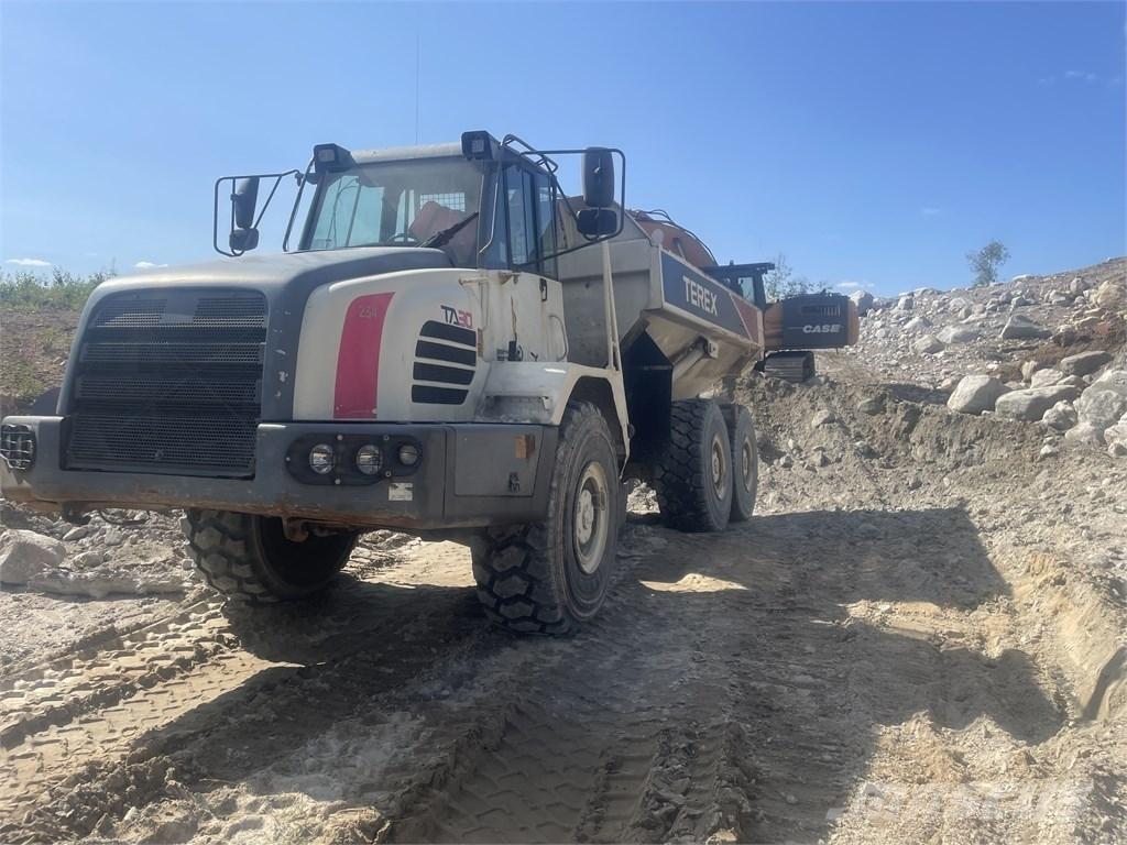 Terex TA 30 연결식 홀러