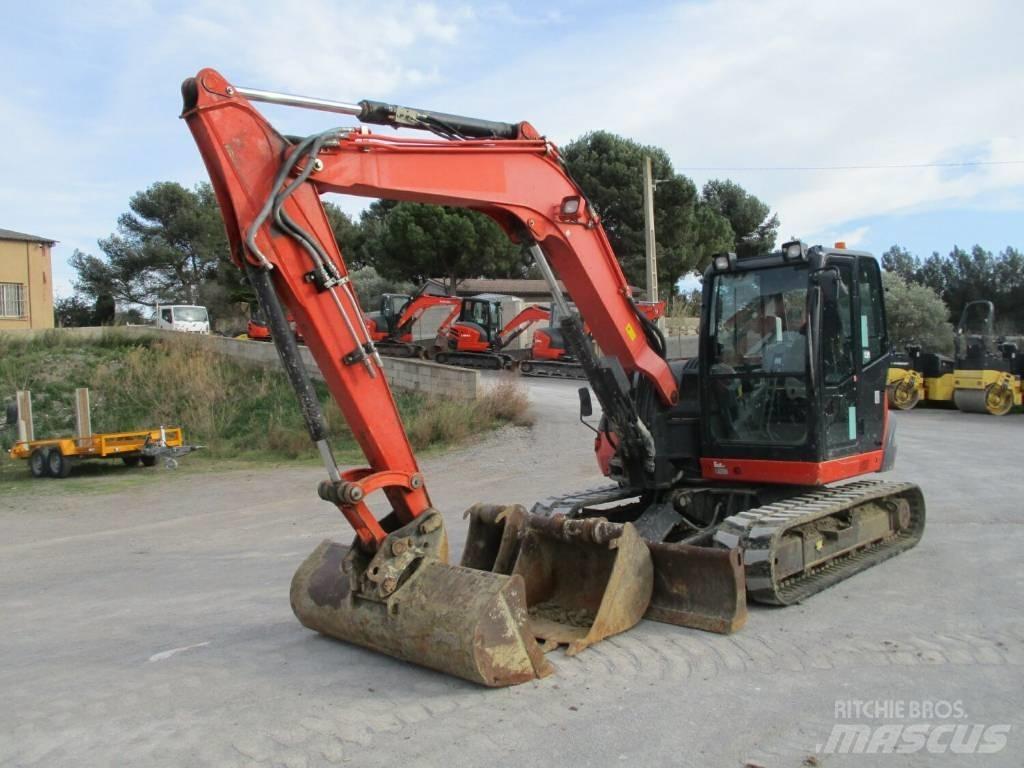 Kubota KX 080-4 중형굴삭기 7톤-28톤