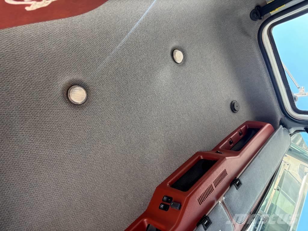 Mack CHU 613 회수 차량