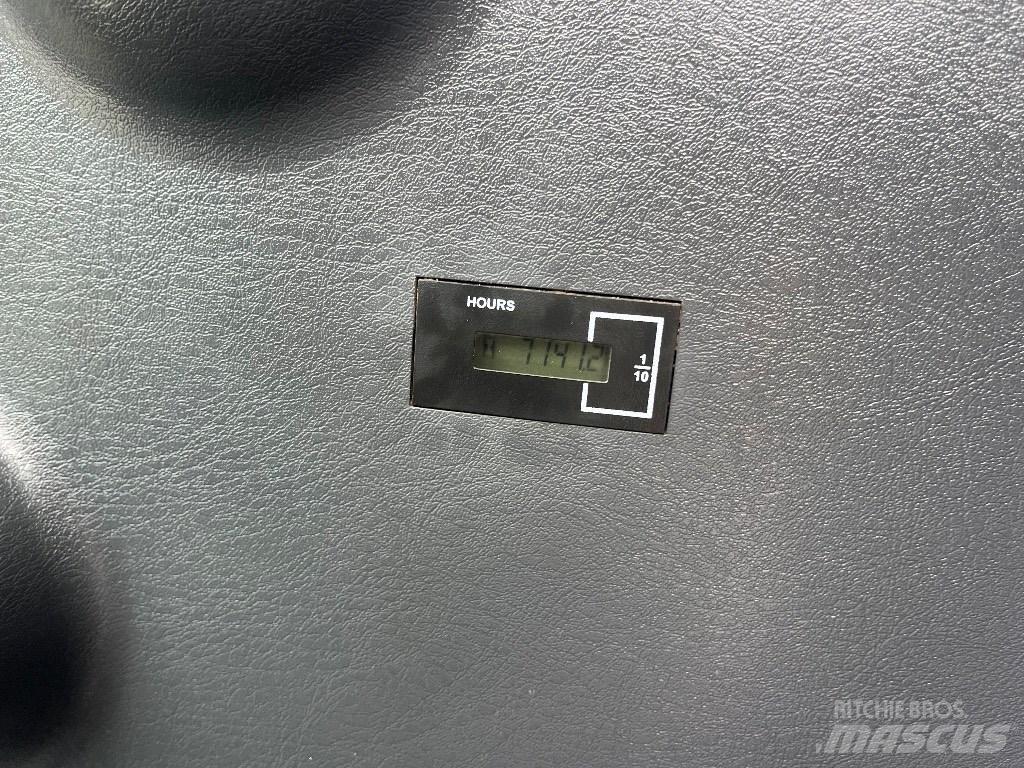 Hyundai HX 145 LCR 대형 굴삭기 29톤 이상