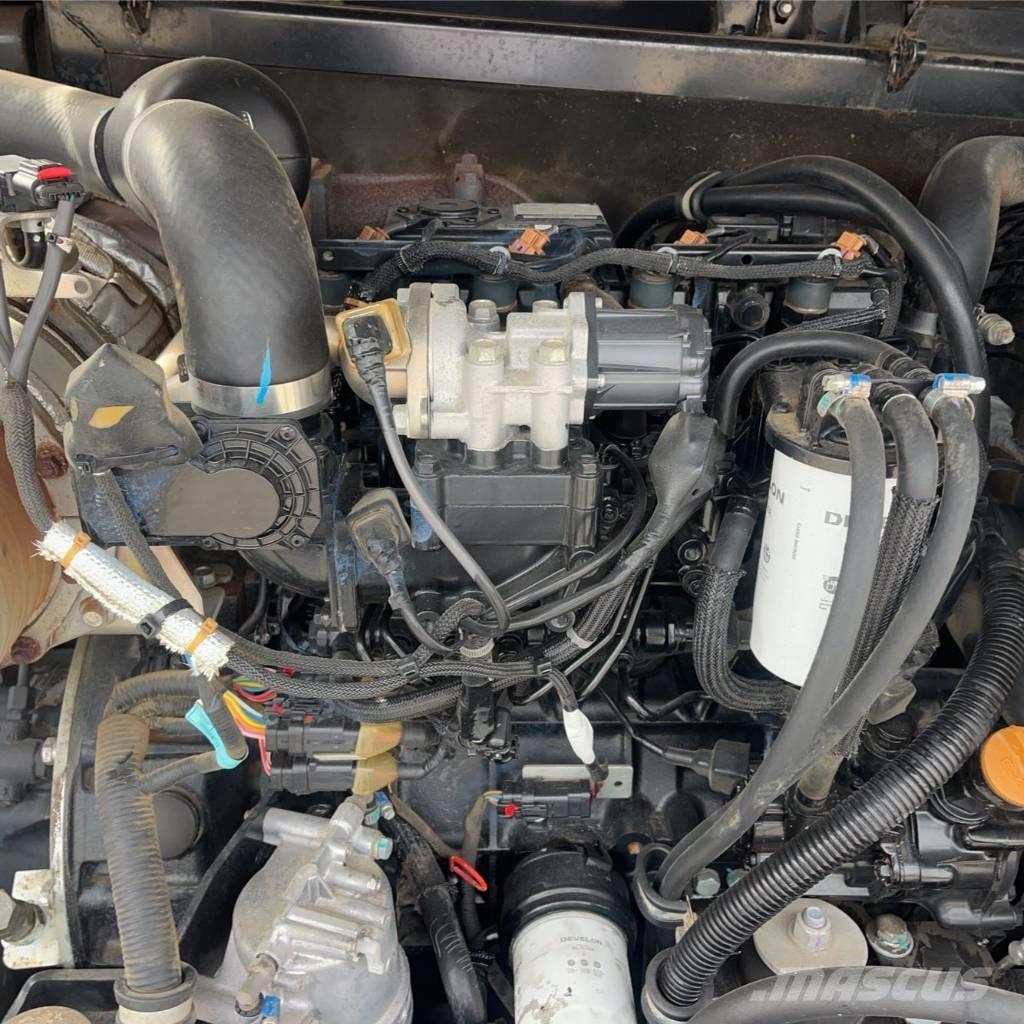 Doosan DX 85 R-3 중형굴삭기 7톤-28톤