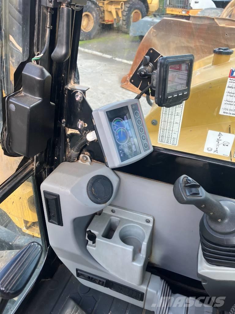 CAT 308 E 2 CR 중형굴삭기 7톤-28톤