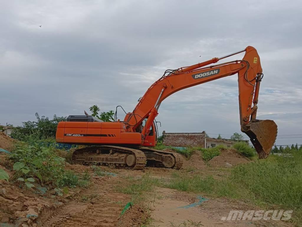Doosan DX420LC 중형굴삭기 7톤-28톤