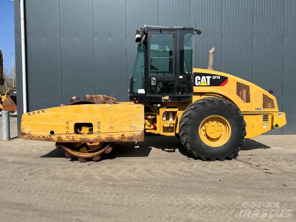 CAT CP76 싱글 드럼 롤러