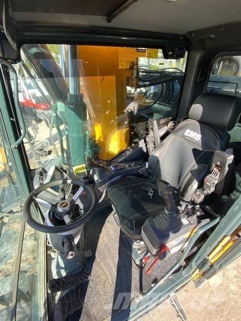 Hyundai HW 180  휠 굴삭기