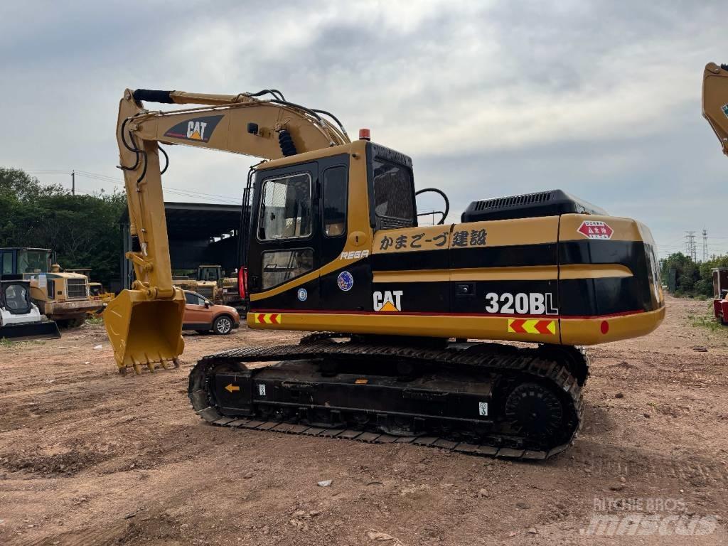 CAT 320 B L 대형 굴삭기 29톤 이상