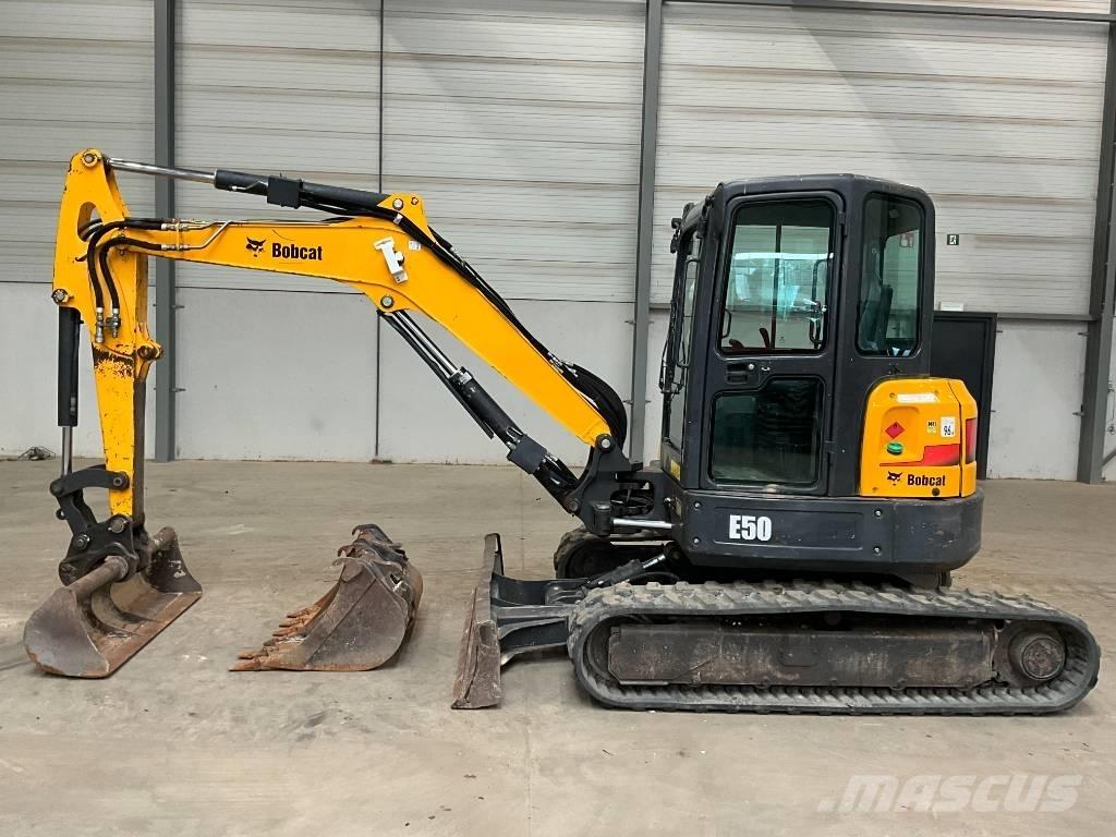 Bobcat E 50 소형 굴삭기 7톤 미만