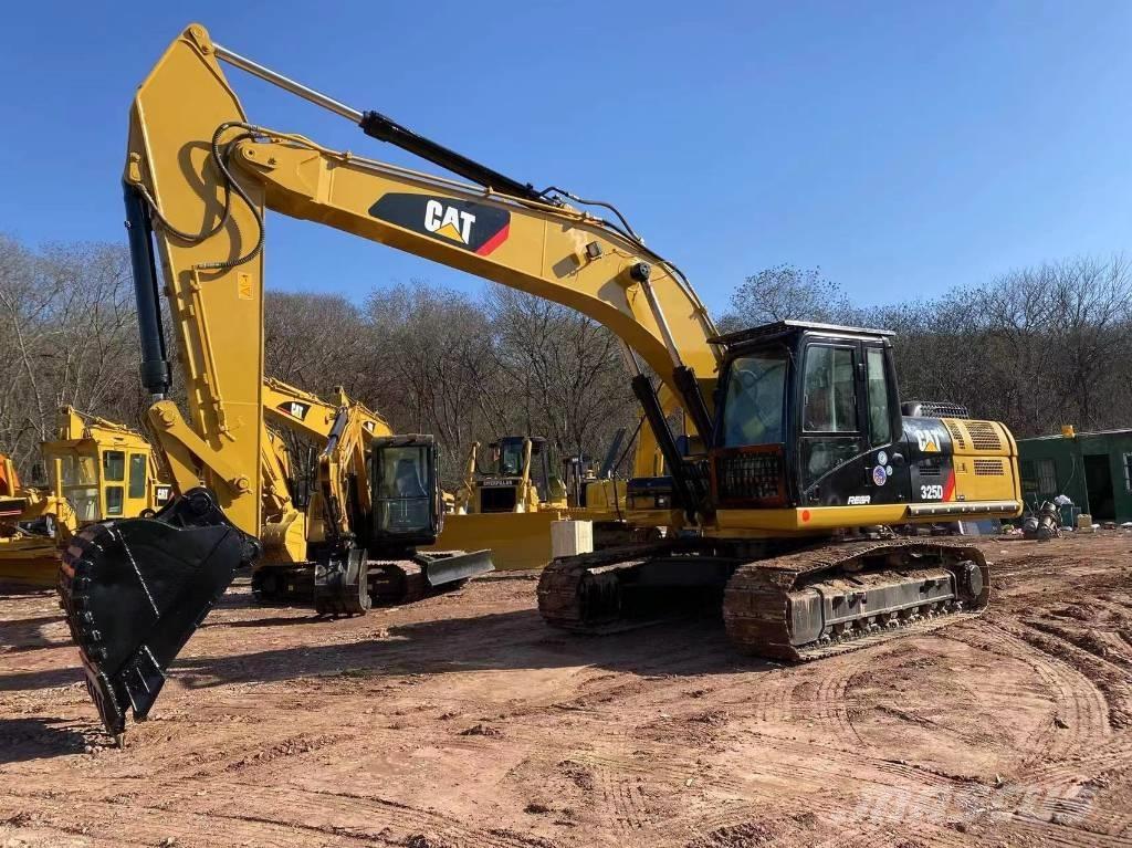 CAT 325D 대형 굴삭기 29톤 이상