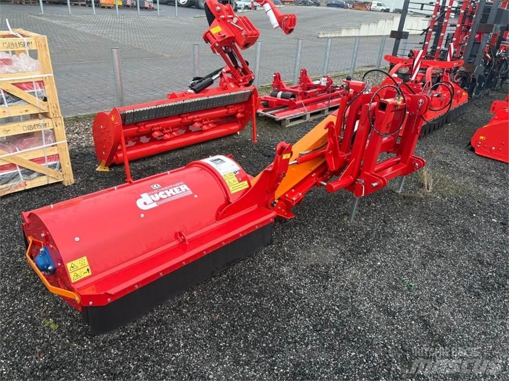 Dücker USM 15 VR4 통풍기와 잔디띄개