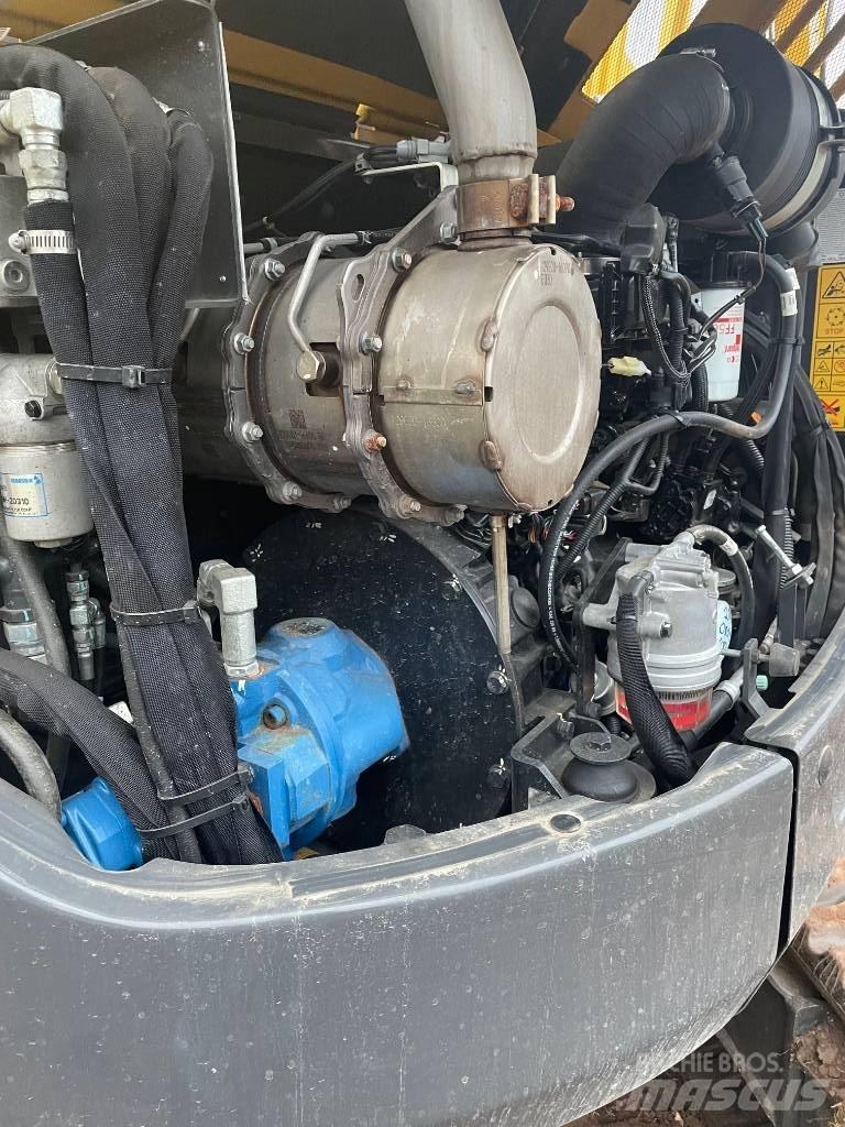 New Holland E60C 소형 굴삭기 7톤 미만