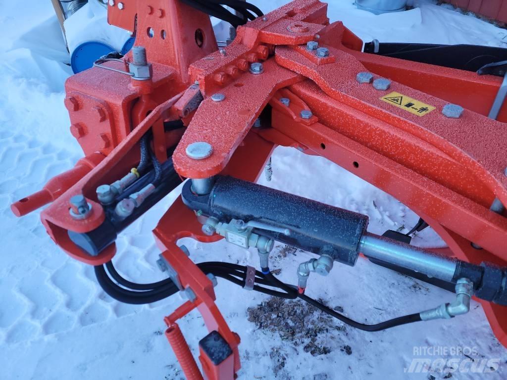 Kubota RM 3005V 가역 플로우(쟁기)