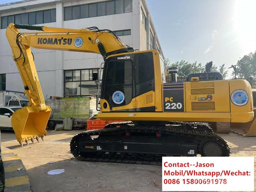 Komatsu PC 220-8 대형 굴삭기 29톤 이상