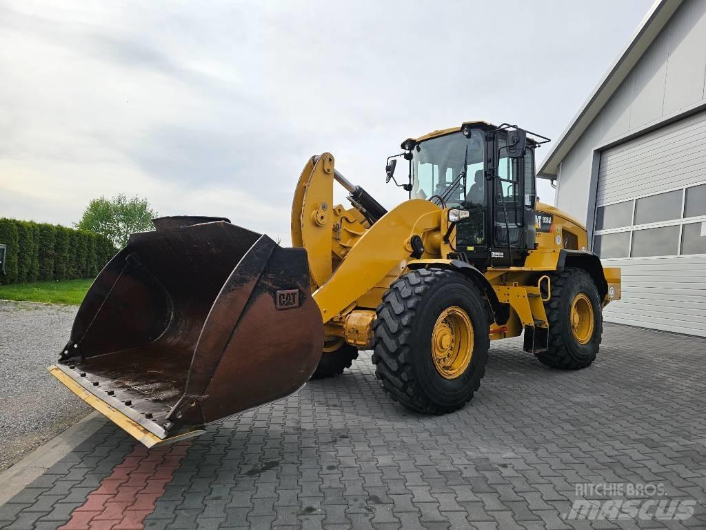 CAT 938 M  휠로우더