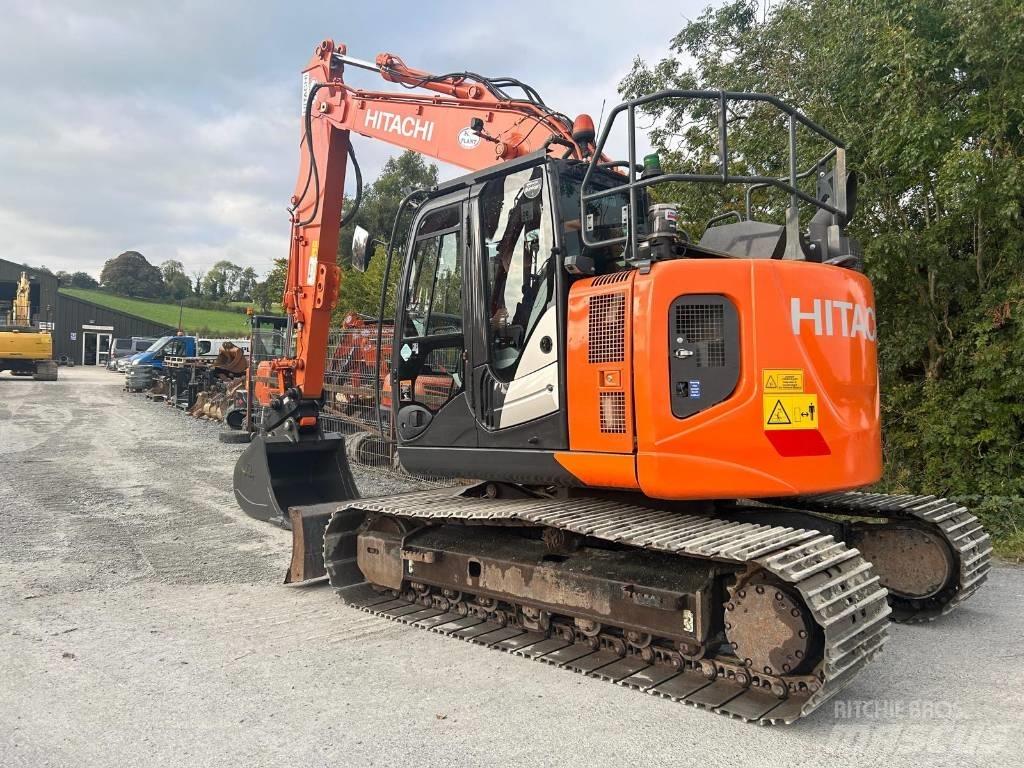 Hitachi ZX 135 US-6 대형 굴삭기 29톤 이상