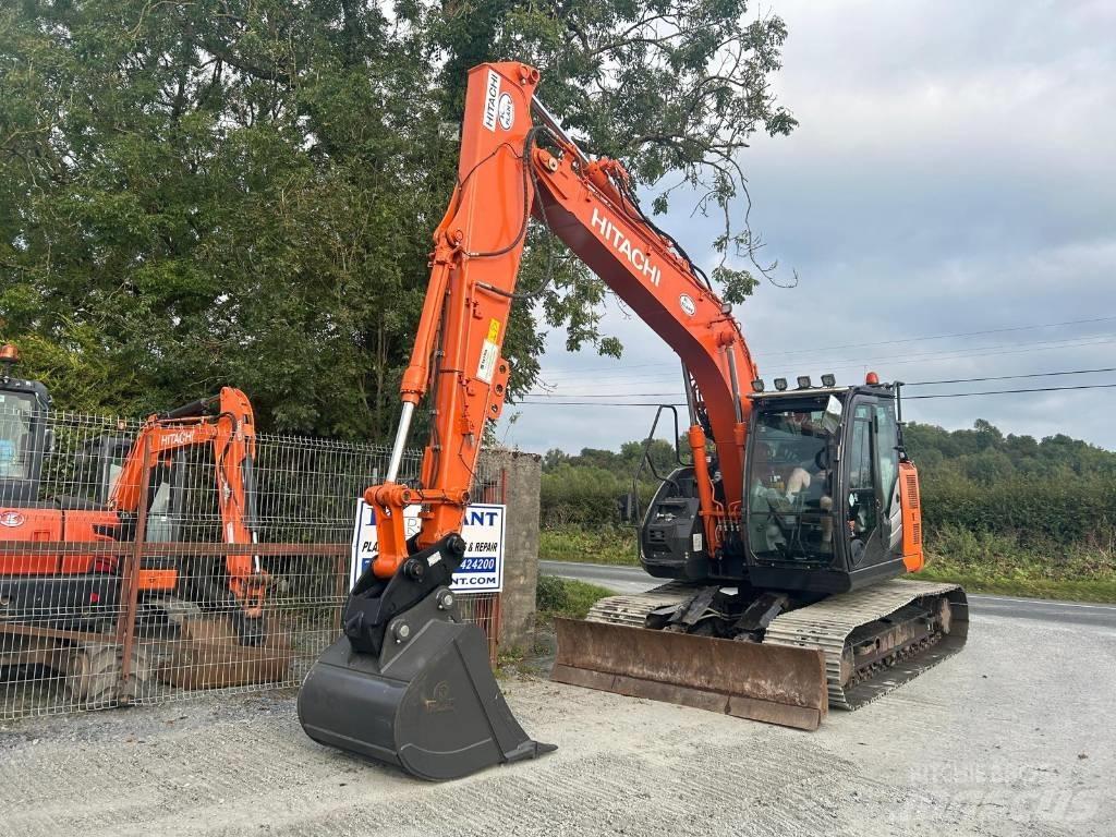 Hitachi ZX 135 US-6 대형 굴삭기 29톤 이상