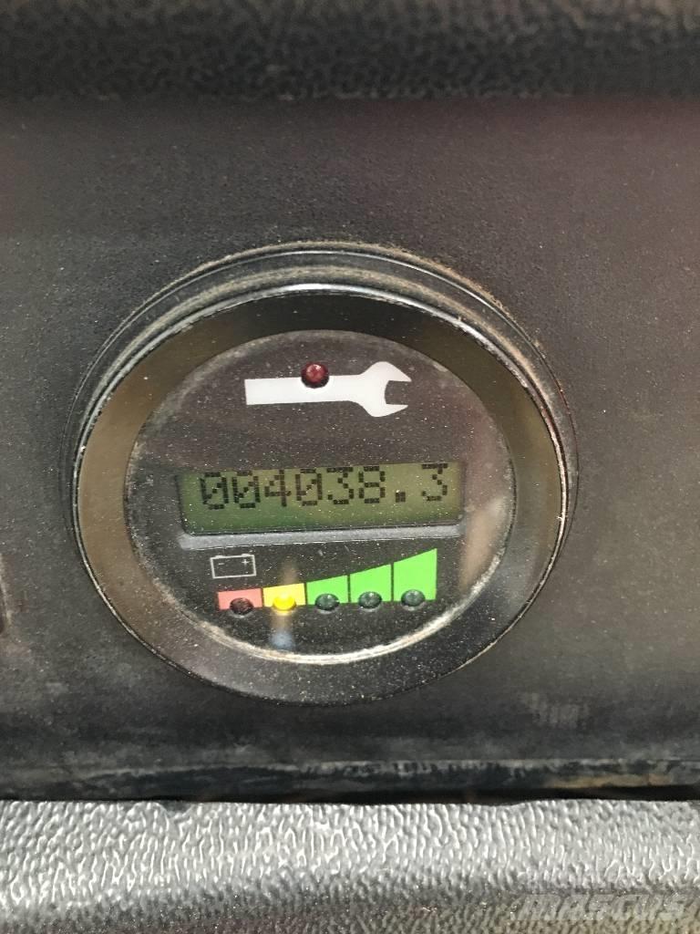 Hyster R30XMF2 하이 리프트 오더 피커