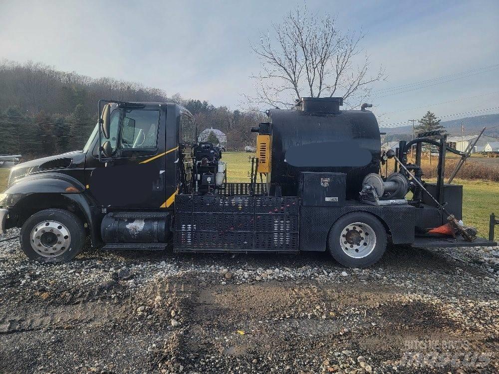 International 4300 기타 트럭