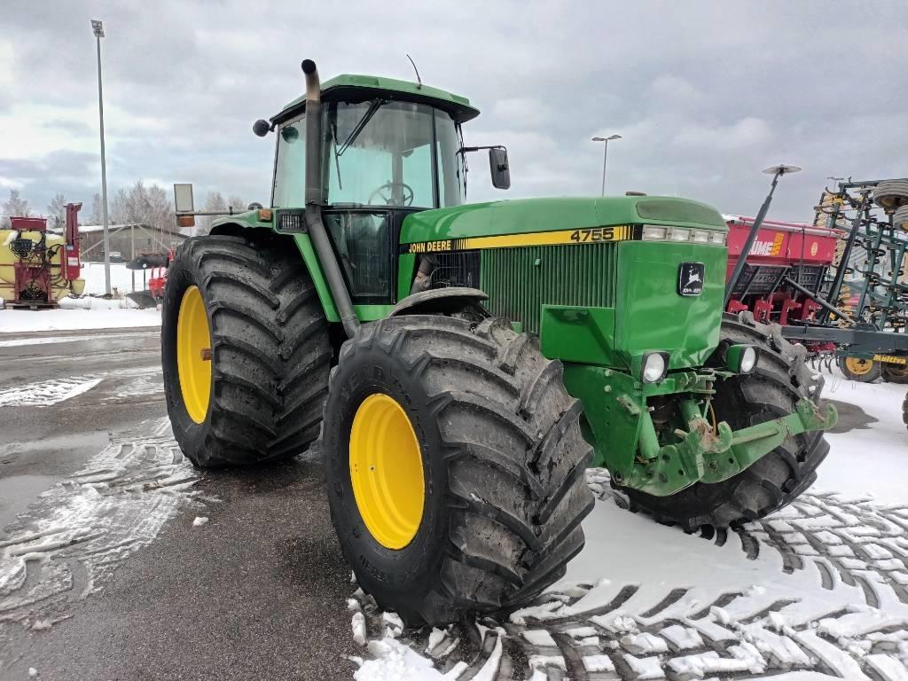John Deere 4755 트랙터