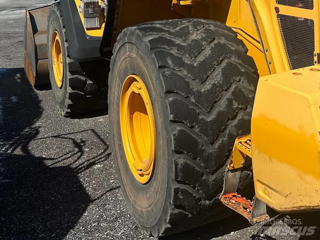 Volvo L 260 H  휠로우더