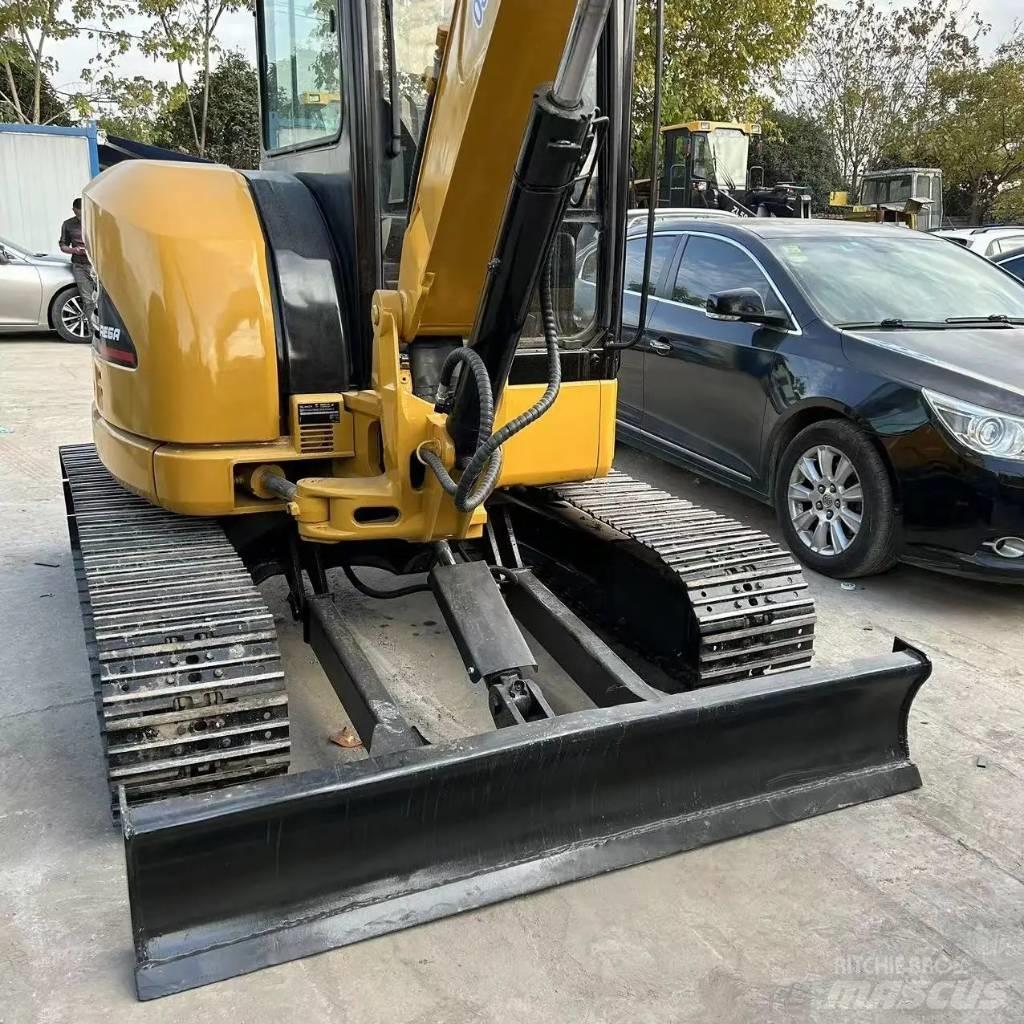 CAT 304 C CR 소형 굴삭기 7톤 미만