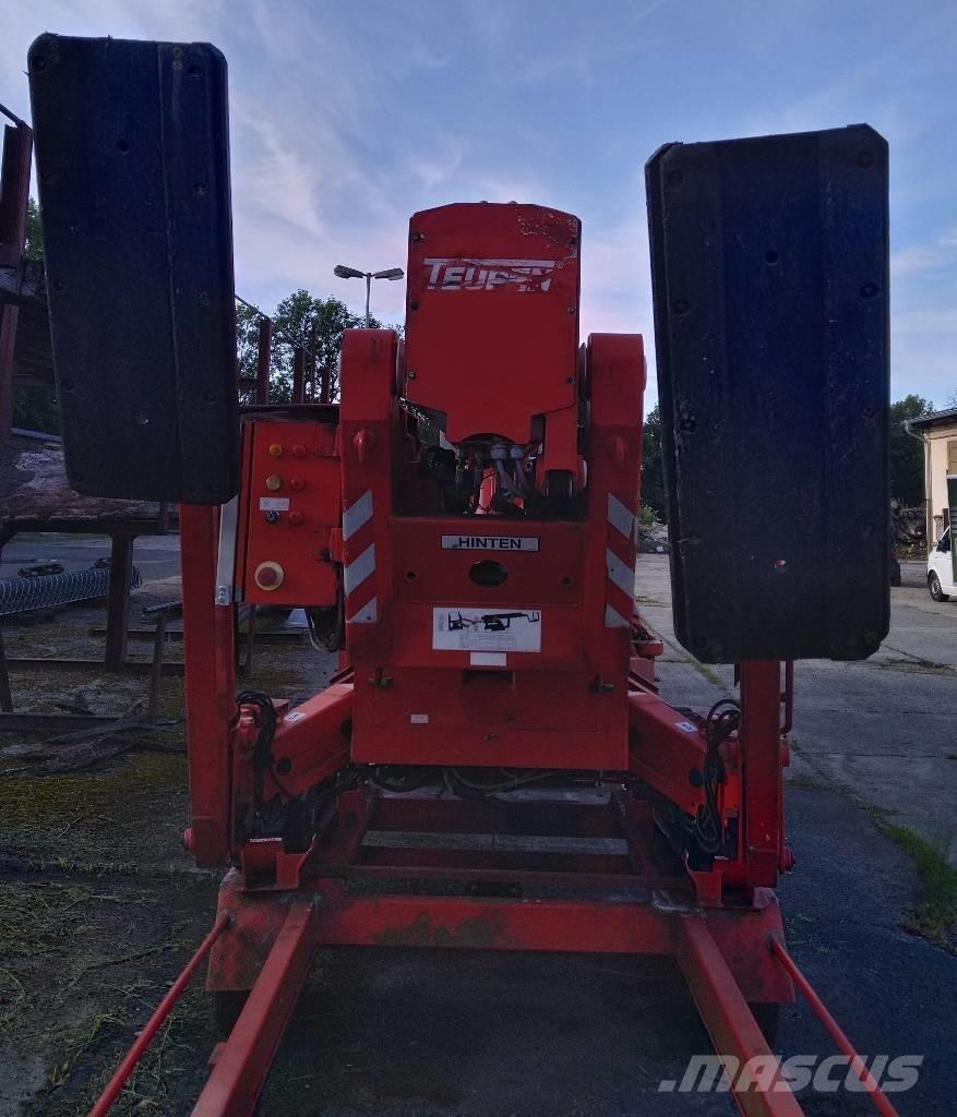 Teupen LEO 25 T 견인식 전동이동 리프트