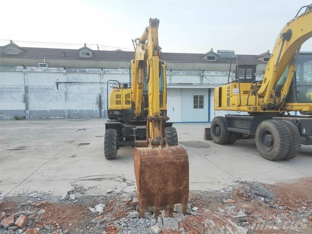 Hyundai R60W-7  휠 굴삭기