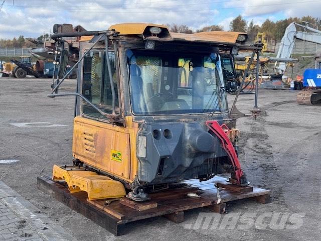 Bell B 50 D USED CAB 캐빈 및 인테리어