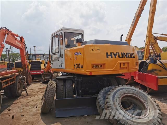 Hyundai R130WD 대형 굴삭기 29톤 이상