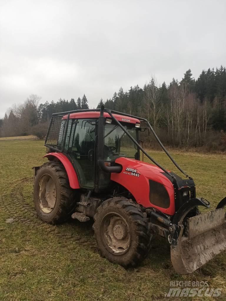 Zetor Proxima 8441 트랙터