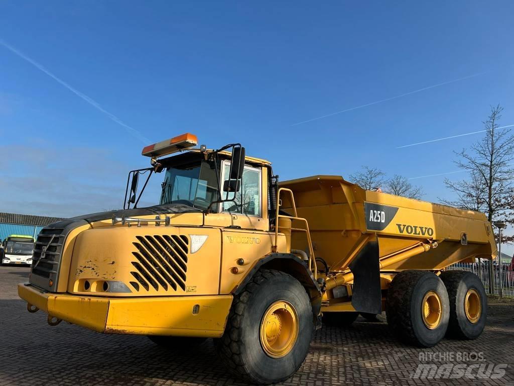 Volvo A 25 D 연결식 홀러