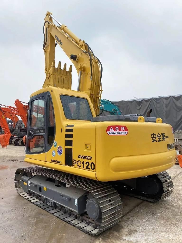 Komatsu PC 120 대형 굴삭기 29톤 이상