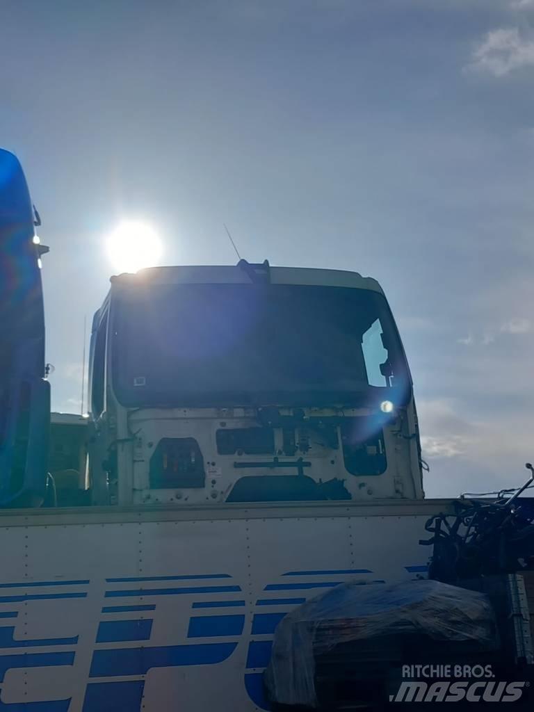 DAF LF45.160 캐빈 및 인테리어