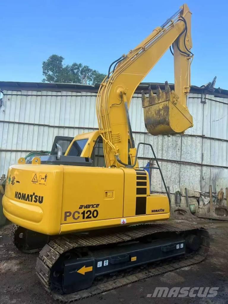 Komatsu PC 120 대형 굴삭기 29톤 이상