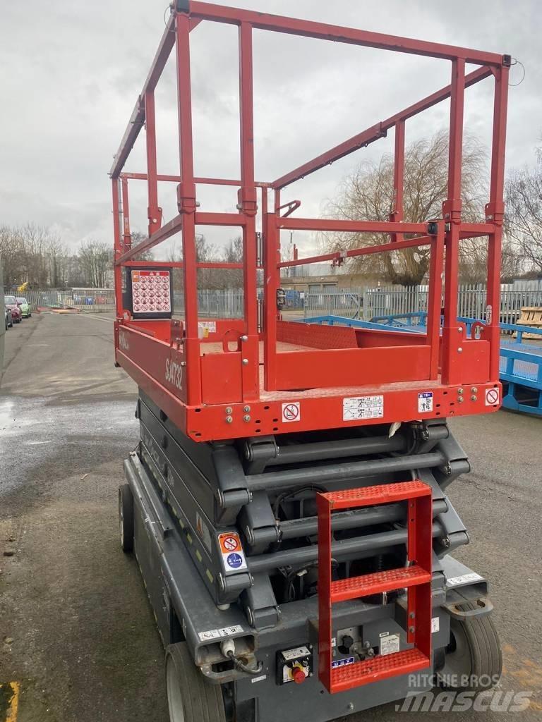 SkyJack SJ 4732 가위형 리프트