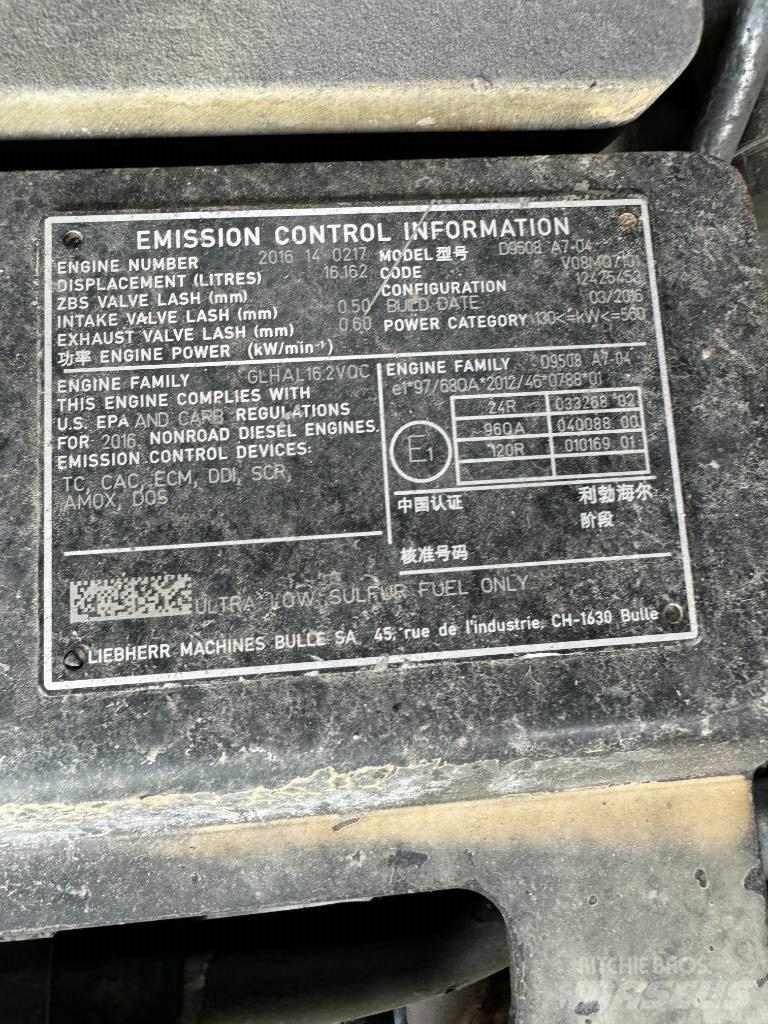 Liebherr HS 8130 HD 트랙 크레인