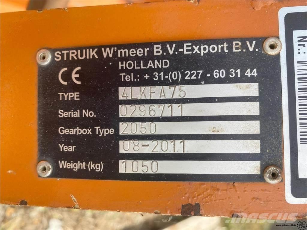 Struik 4LKFA75 감자수확기