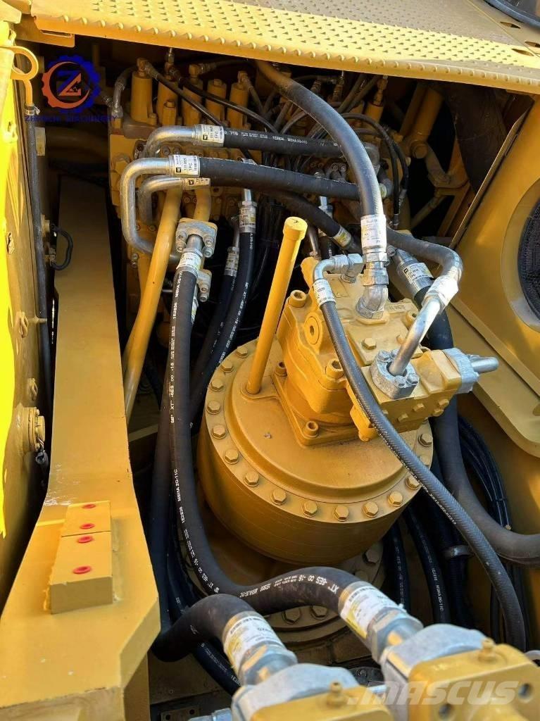 CAT 330 D2 LC 대형 굴삭기 29톤 이상