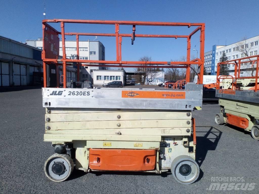 JLG 2630 ES 가위형 리프트