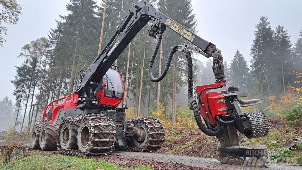 Komatsu 931 XC 원목 하베스터