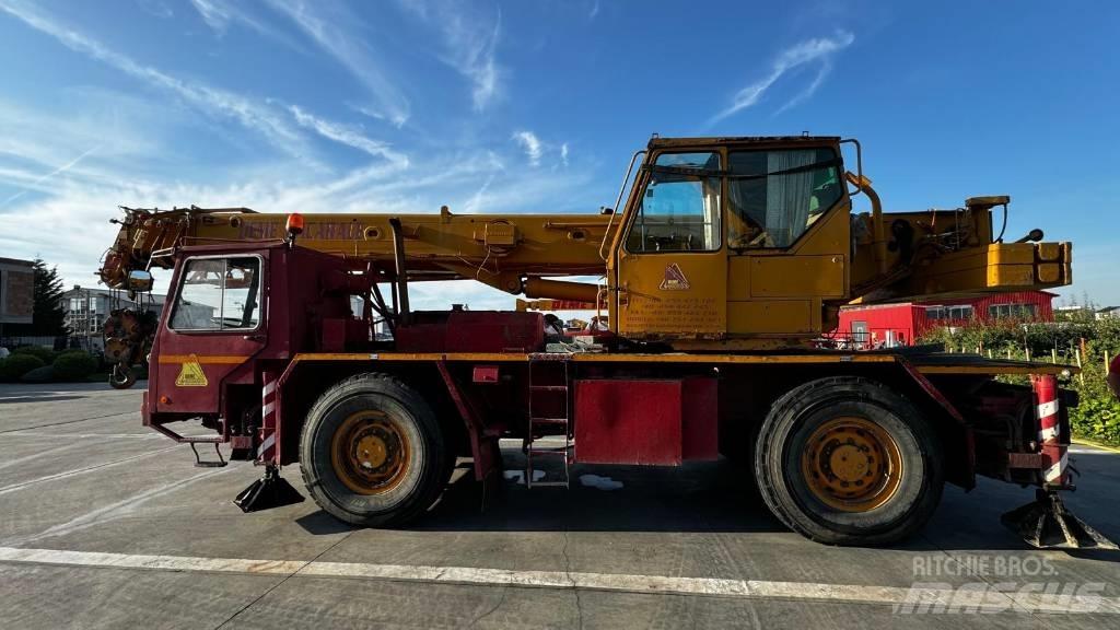 Liebherr LTM 1025 A/T 크레인