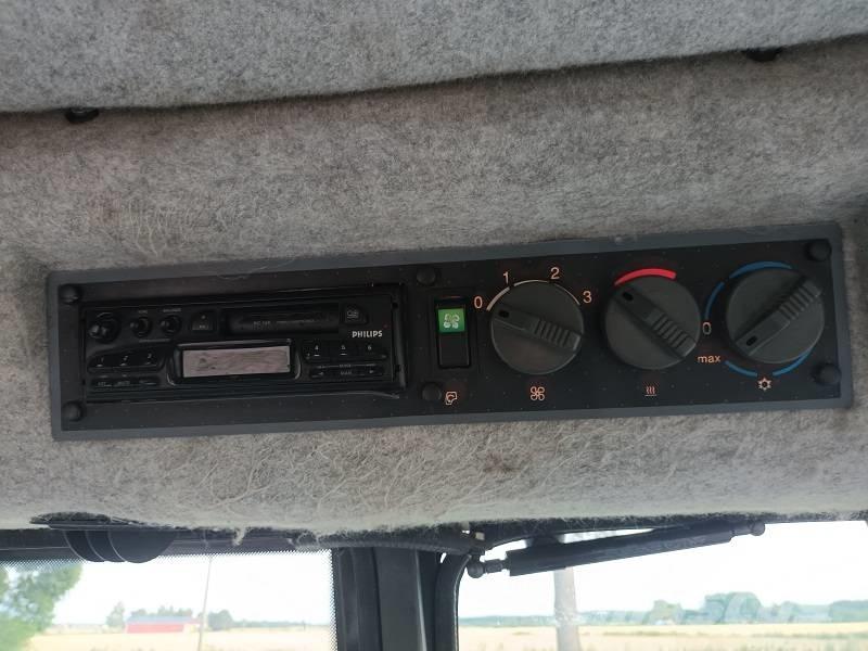 Valmet 8100 트랙터