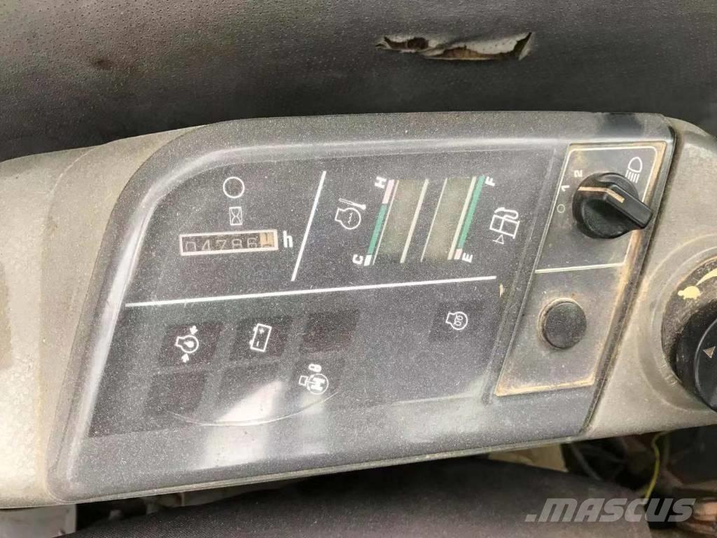 Komatsu PC 128 US 중형굴삭기 7톤-28톤