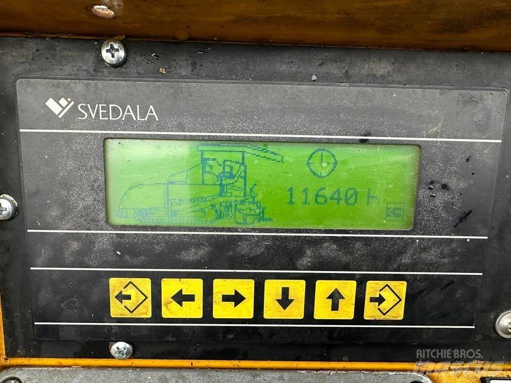 Demag DF 135 C 아스팔트 포장장비