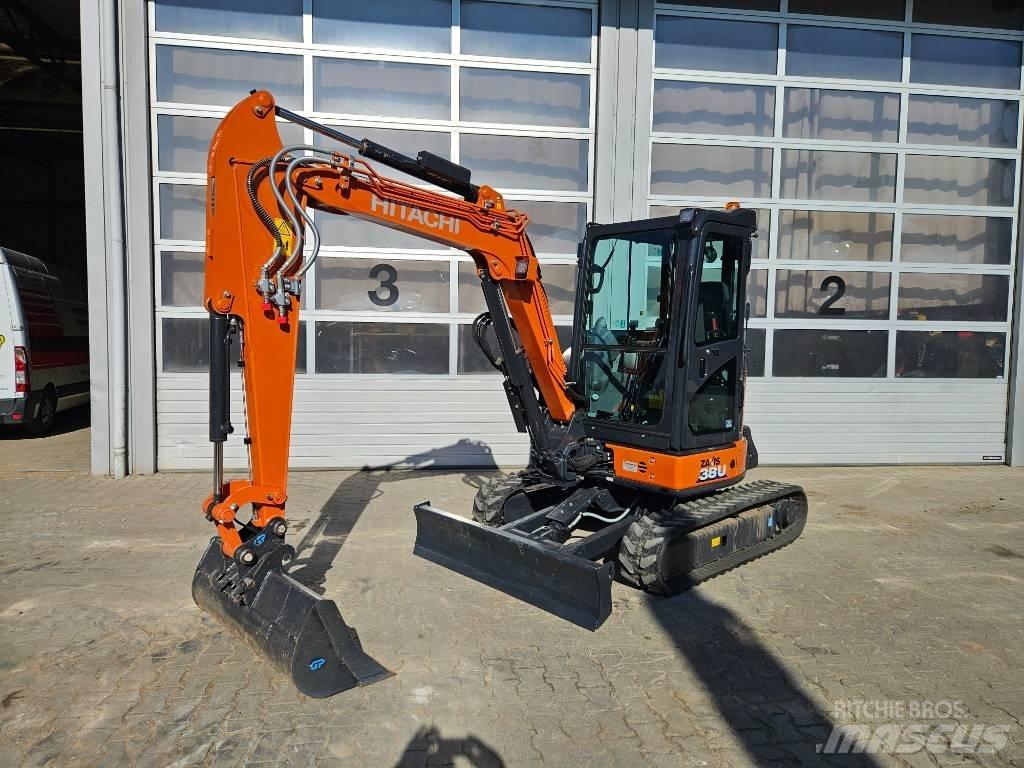 Hitachi ZX38U-6 소형 굴삭기 7톤 미만
