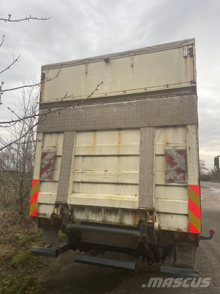 MAN TGM 15.250 탑차 트럭