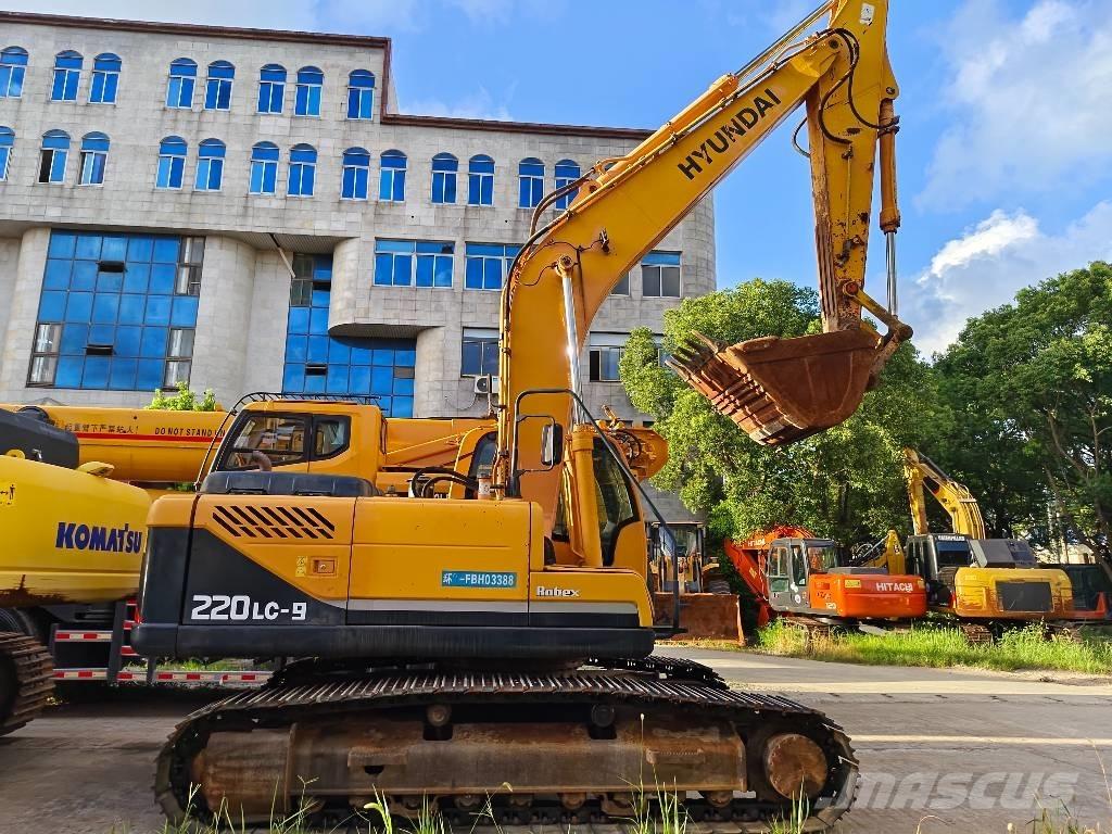 Hyundai R 220LC-9S 대형 굴삭기 29톤 이상